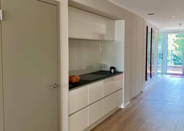 Wunderschoene In Innovativem Zero-emissionen Haus Apartamento *